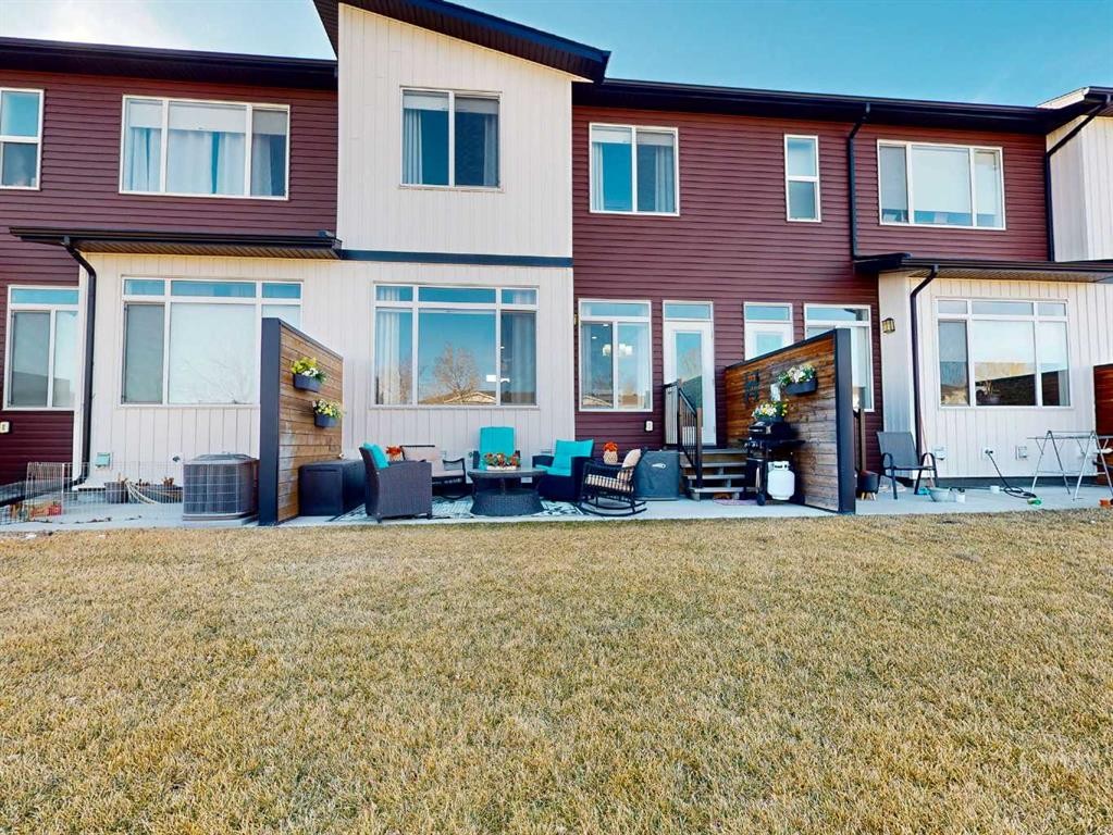 3-402 Highlands Boulevard West, Lethbridge, AB - Outdoor