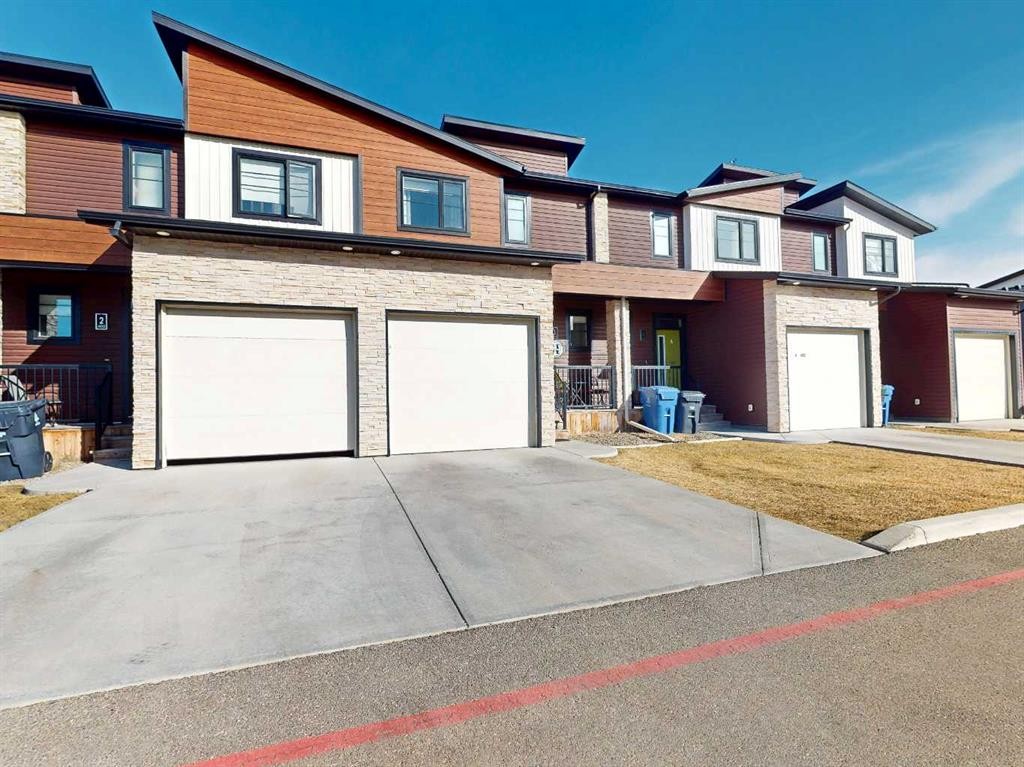 3-402 Highlands Boulevard West, Lethbridge, AB - Outdoor