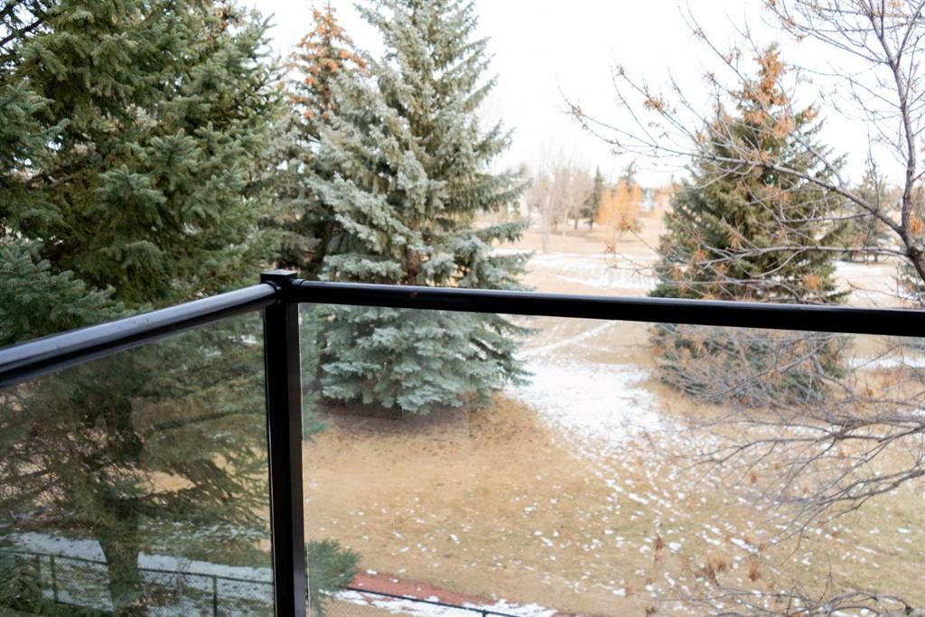 312-75 Temple Boulevard West, Lethbridge, AB - Outdoor With Balcony With View