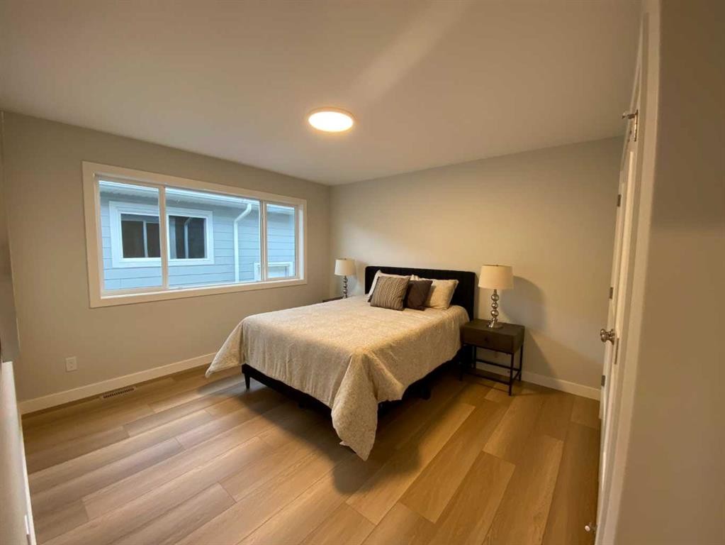 4213 57 Street, Taber, AB - Indoor Photo Showing Bedroom