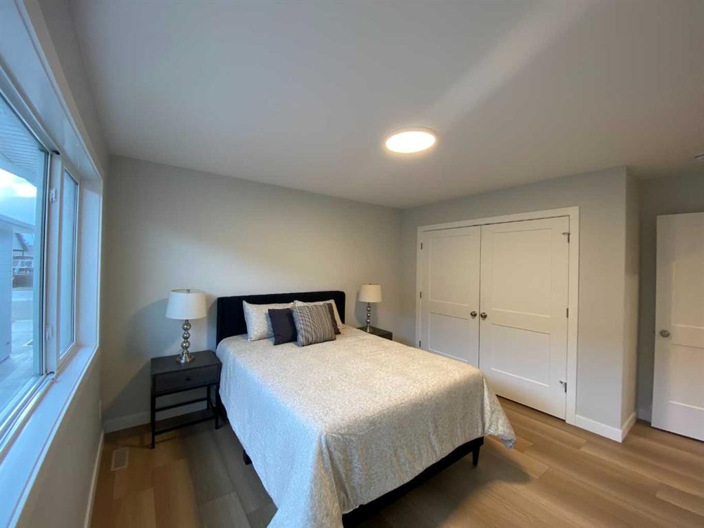 4213 57 Street, Taber, AB - Indoor Photo Showing Bedroom