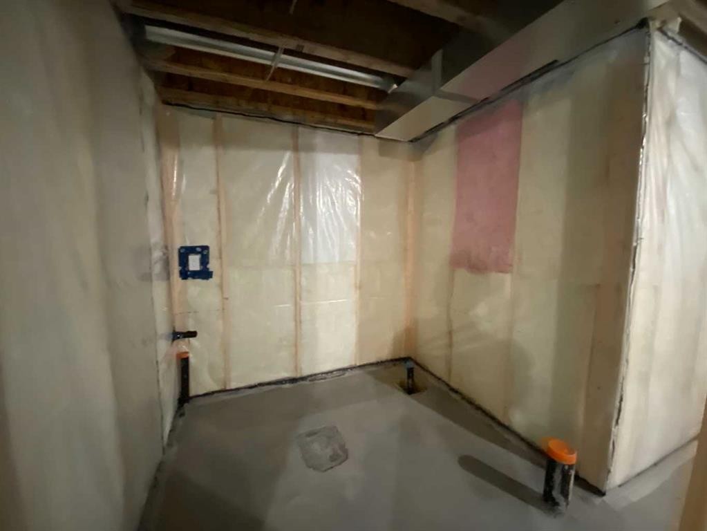 4213 57 Street, Taber, AB - Indoor Photo Showing Basement