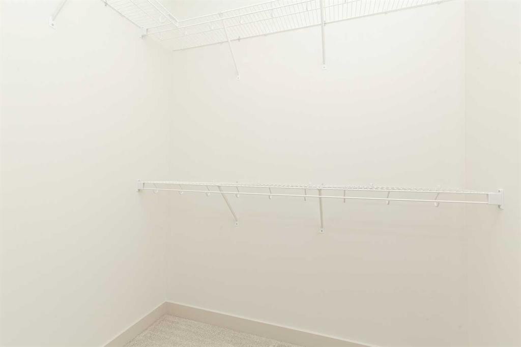 566 Malahat Green West, Lethbridge, AB - Indoor With Storage