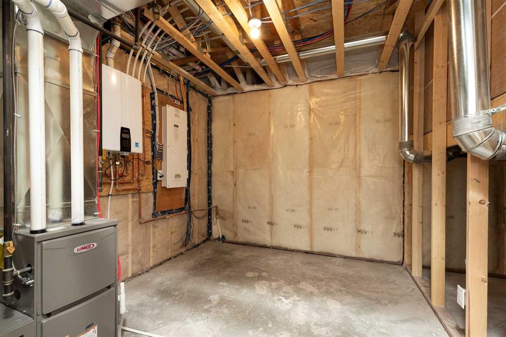 566 Malahat Green West, Lethbridge, AB - Indoor Photo Showing Basement