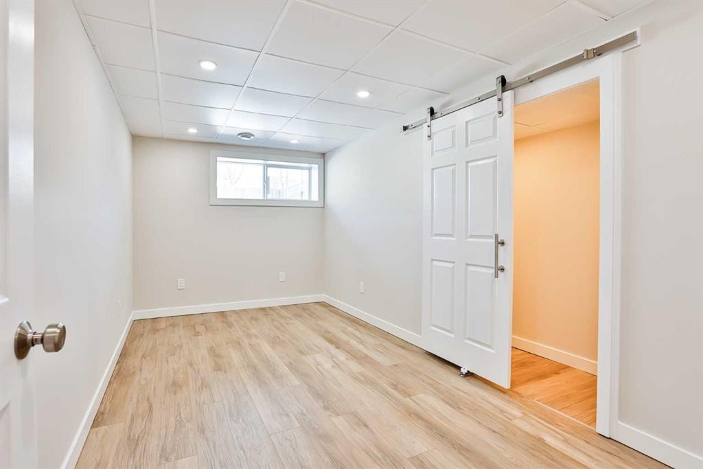 19 Heritage Lane West, Lethbridge, AB - Indoor Photo Showing Other Room