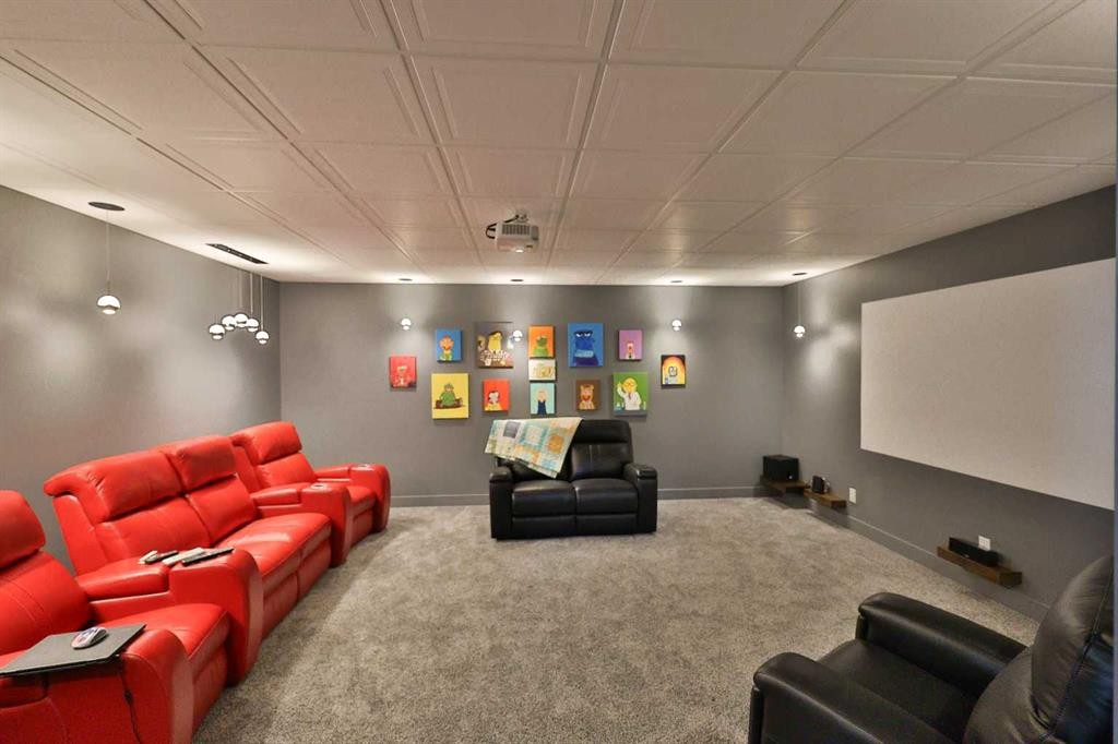 28 Cobblestone Lane, Raymond, AB - Indoor