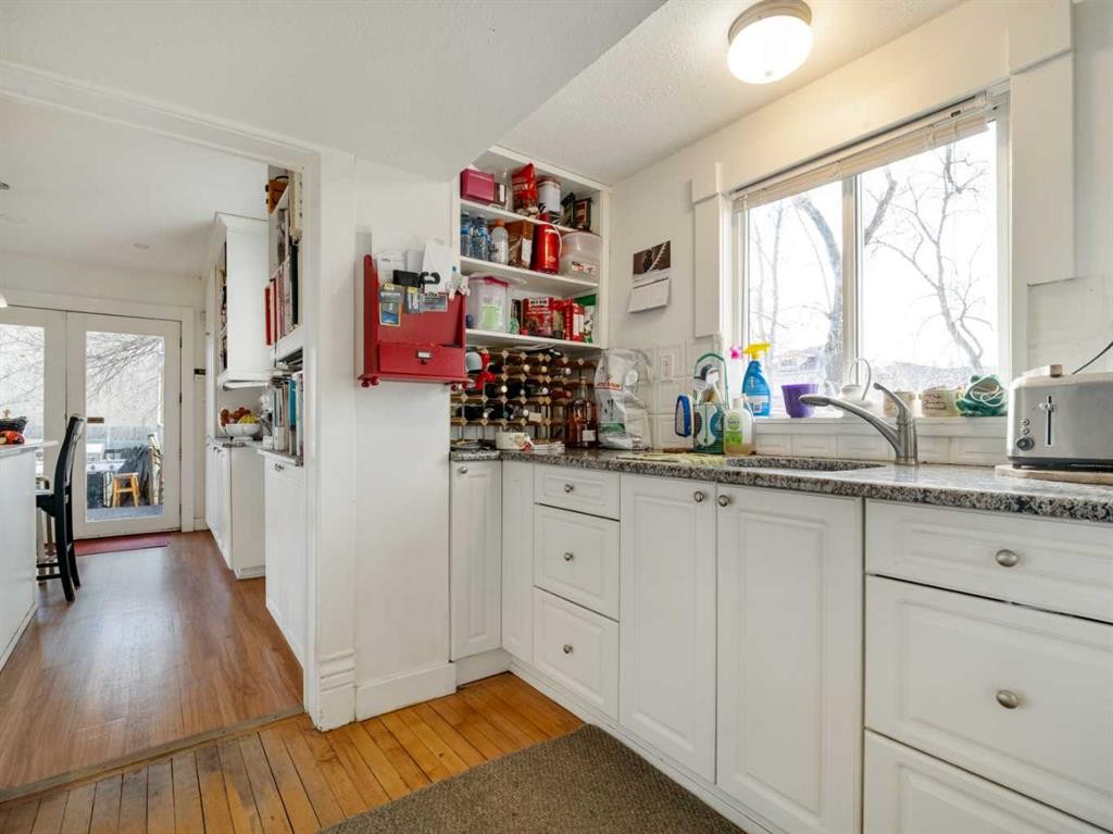 1404 4 Avenue South, Lethbridge, AB - Indoor