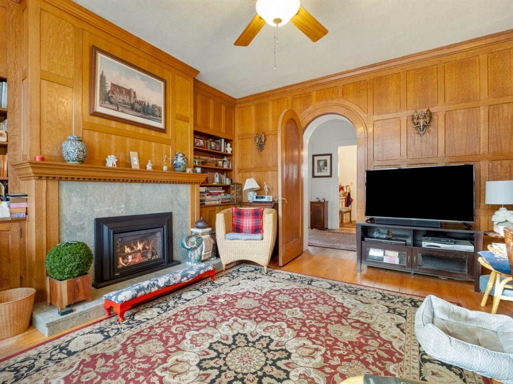 1404 4 Avenue South, Lethbridge, AB - Indoor Photo Showing Living Room With Fireplace