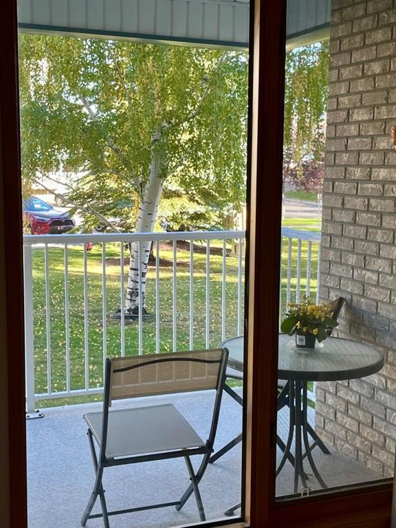 112-75 1 Avenue South, Lethbridge, AB - Outdoor With Facade