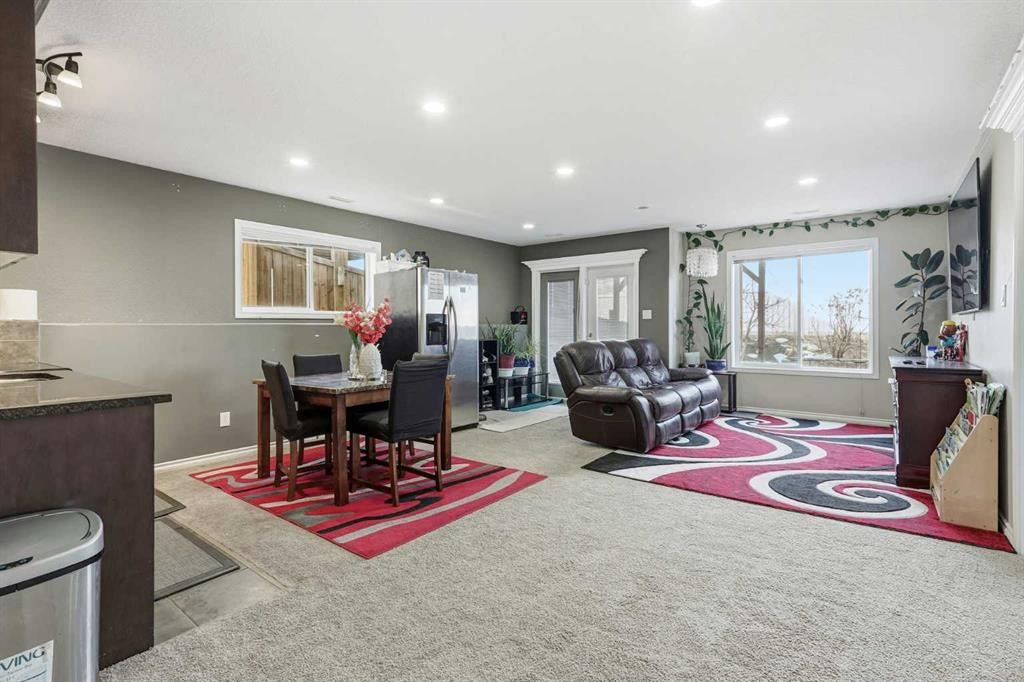 432 Firelight Point West, Lethbridge, AB - Indoor