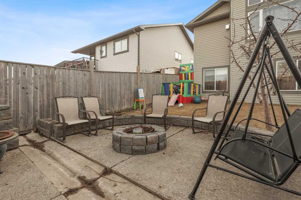 432 Firelight Point West, Lethbridge, AB - Outdoor With Deck Patio Veranda With Exterior