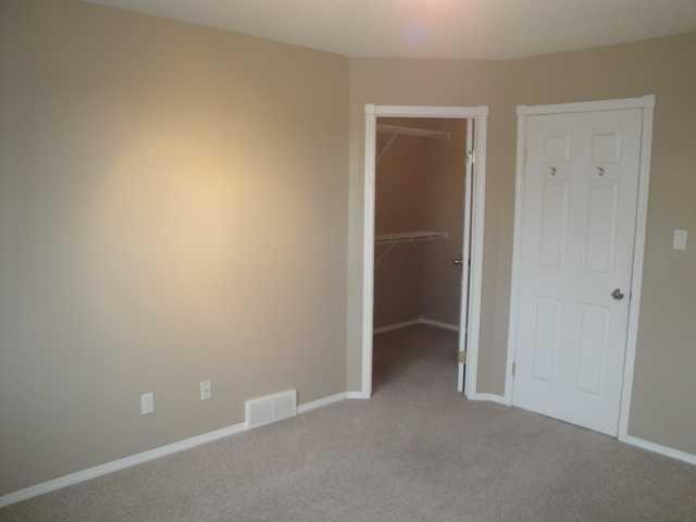 51 Kodiak Boulevard North, Lethbridge, AB - Indoor Photo Showing Other Room