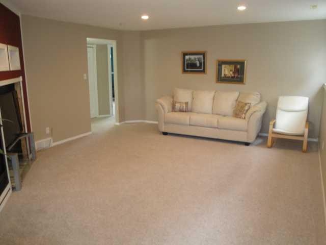 51 Kodiak Boulevard North, Lethbridge, AB - Indoor Photo Showing Other Room