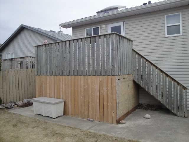 51 Kodiak Boulevard North, Lethbridge, AB - Outdoor With Exterior