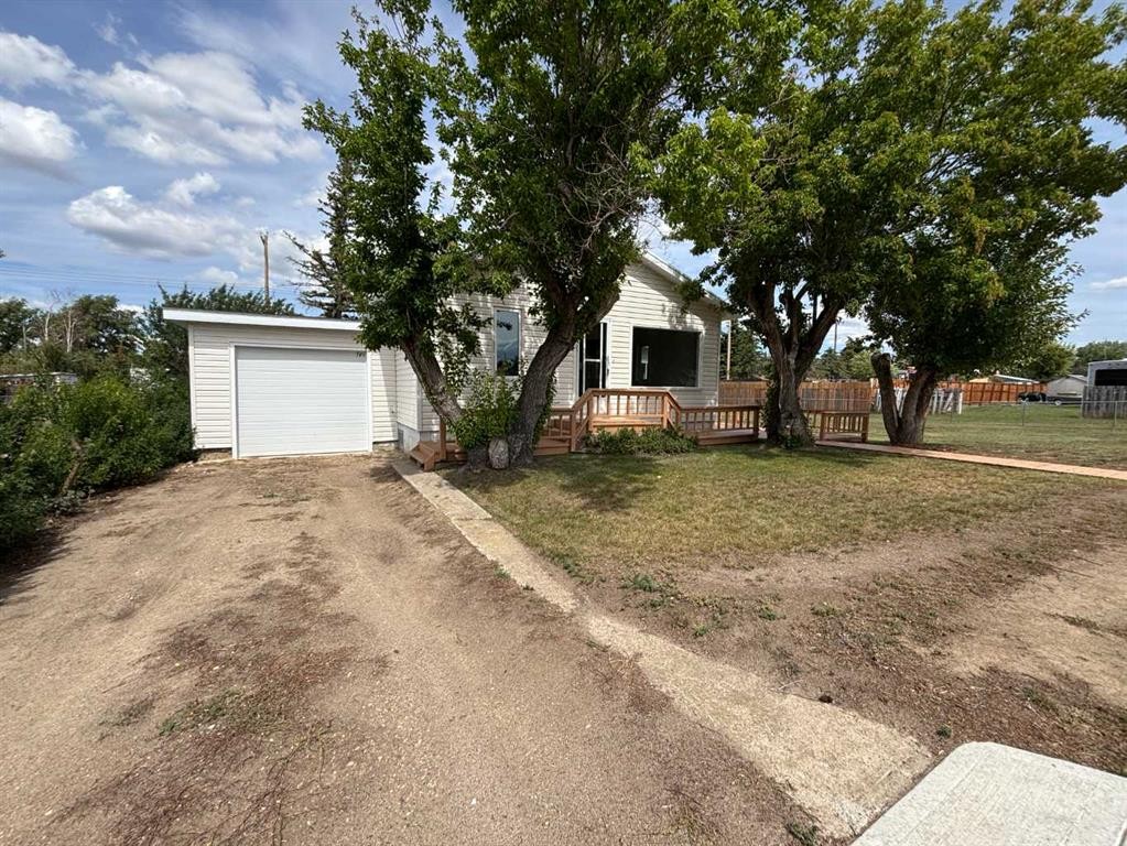 307 Centre Avenue, Coutts, AB - Outdoor