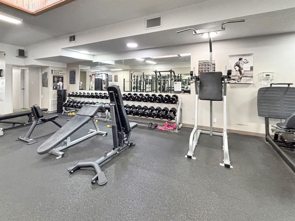 136 49 Avenue West, Claresholm, AB