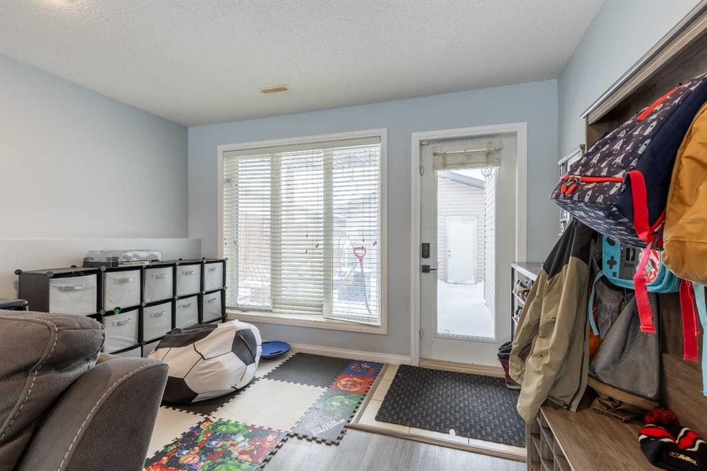 206 Keystone Lane West, Lethbridge, AB - Indoor