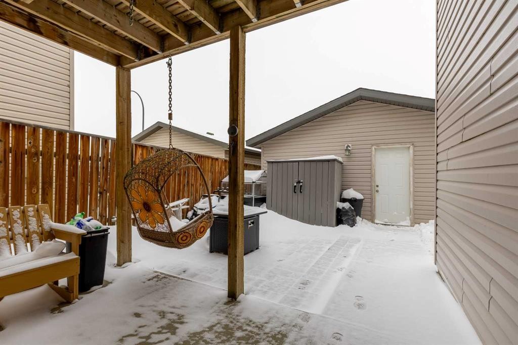 206 Keystone Lane West, Lethbridge, AB - Outdoor With Deck Patio Veranda With Exterior