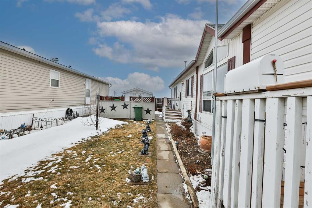 409 Conductor Boulevard, Coaldale, AB