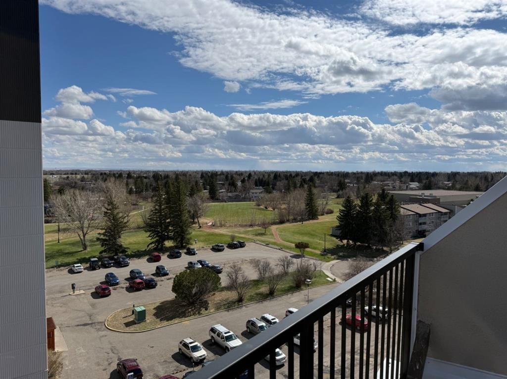 921-21 Berkeley Place West, Lethbridge, AB - Outdoor With Balcony With View