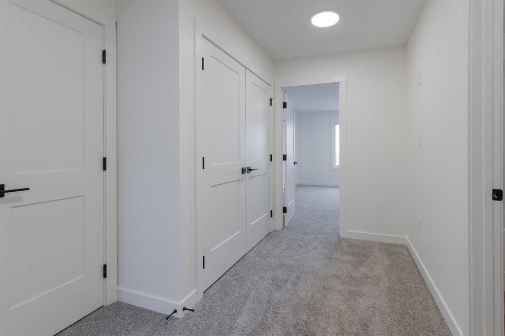 2815 16 Avenue, Coaldale, AB - Indoor Photo Showing Other Room