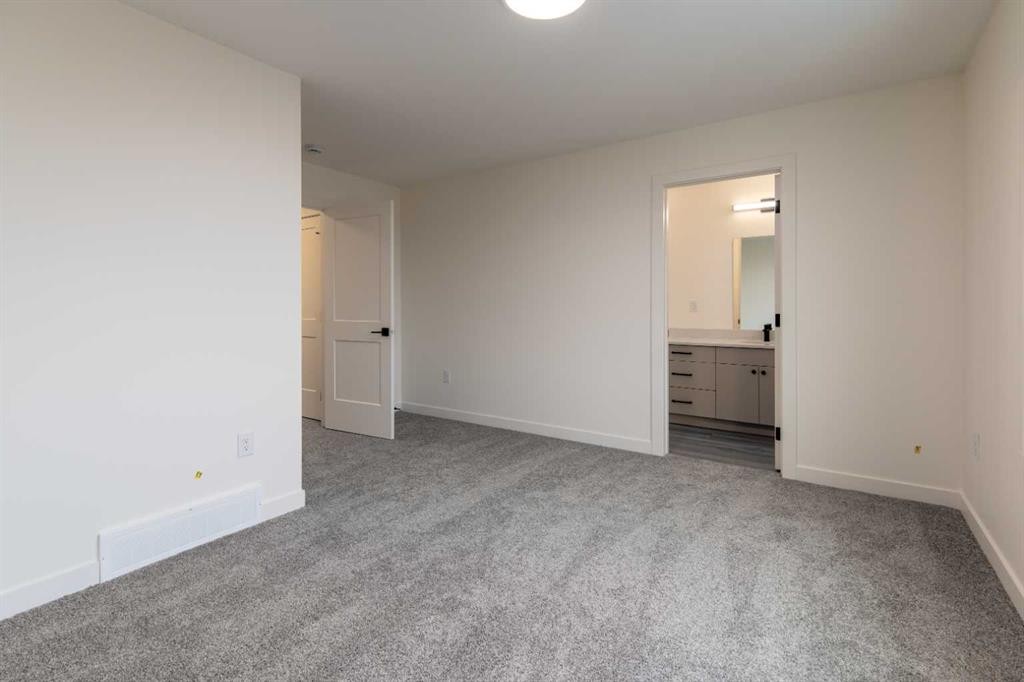 2815 16 Avenue, Coaldale, AB - Indoor Photo Showing Other Room