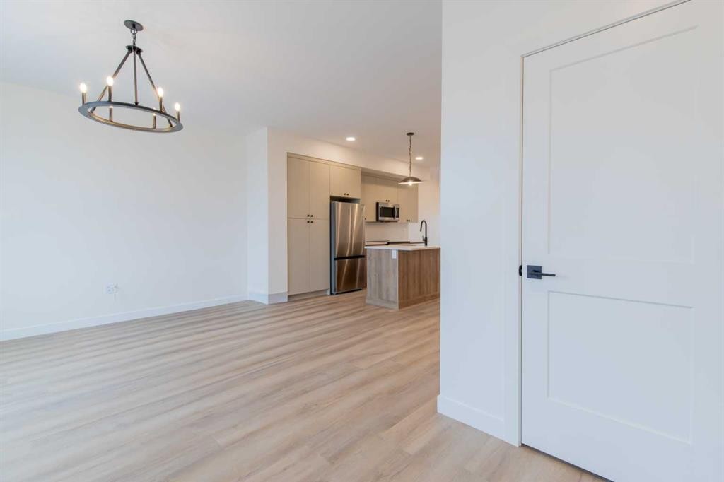 2815 16 Avenue, Coaldale, AB - Indoor