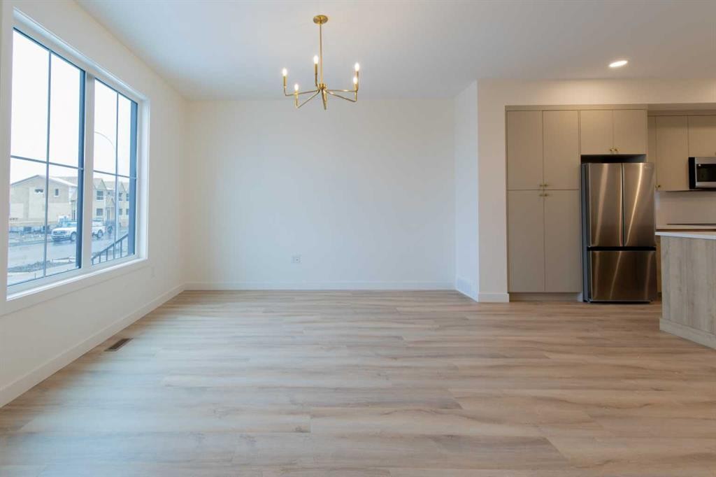 2813 16 Avenue, Coaldale, AB - Indoor Photo Showing Kitchen