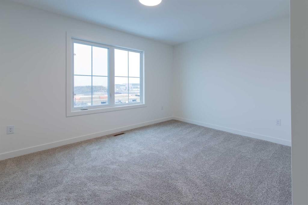 2813 16 Avenue, Coaldale, AB - Indoor Photo Showing Other Room