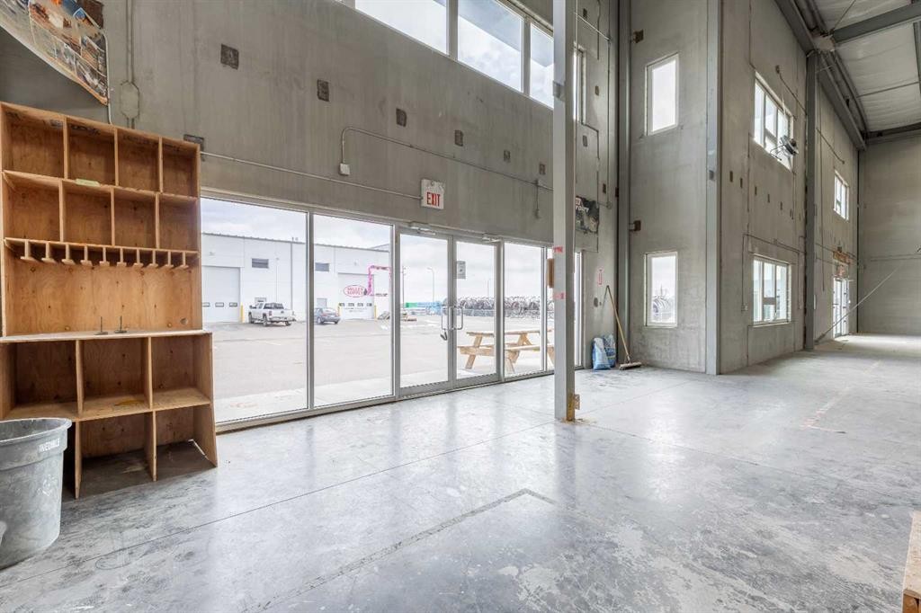 565 41 Street North, Lethbridge, AB