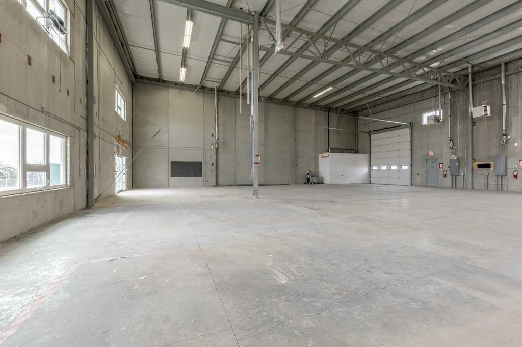 565 41 Street North, Lethbridge, AB