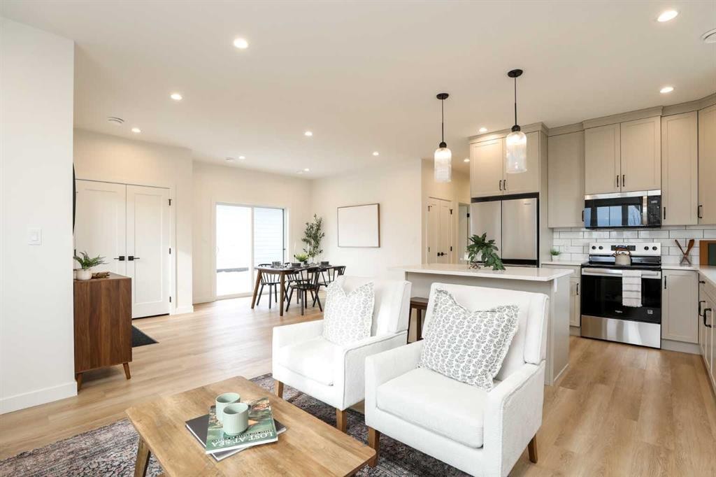 4761 72 Avenue, Taber, AB - Indoor