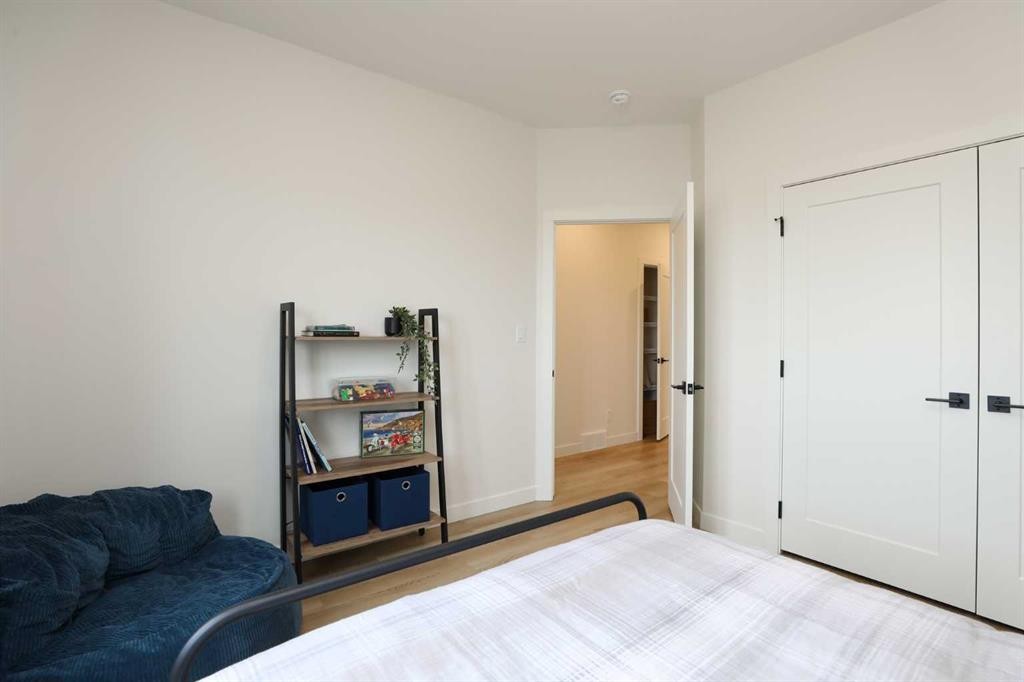 4761 72 Avenue, Taber, AB - Indoor Photo Showing Bedroom