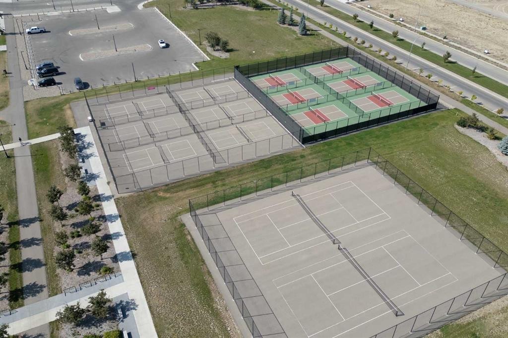 174 Caribou Bend North, Lethbridge, AB - With View