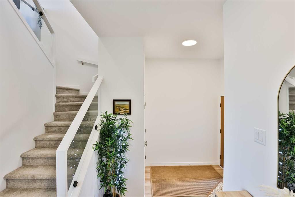 174 Caribou Bend North, Lethbridge, AB - Indoor Photo Showing Other Room