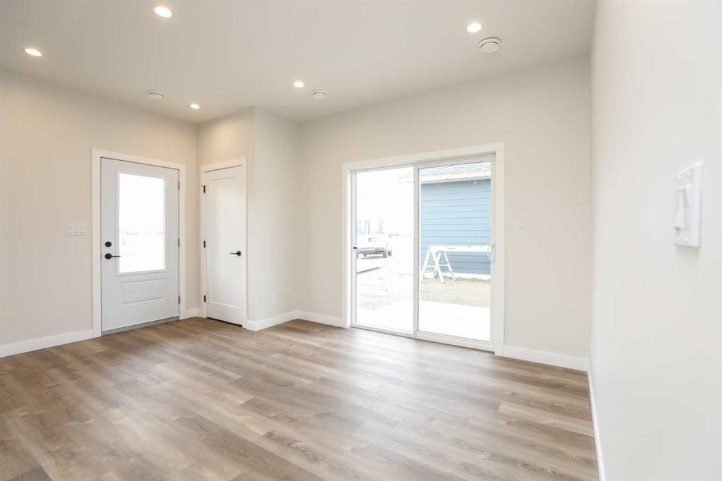 4757 72 Avenue, Taber, AB - Indoor Photo Showing Other Room
