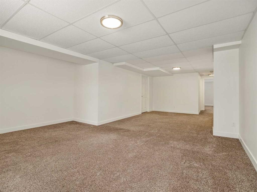 5720 56 Street, Taber, AB - Indoor Photo Showing Other Room