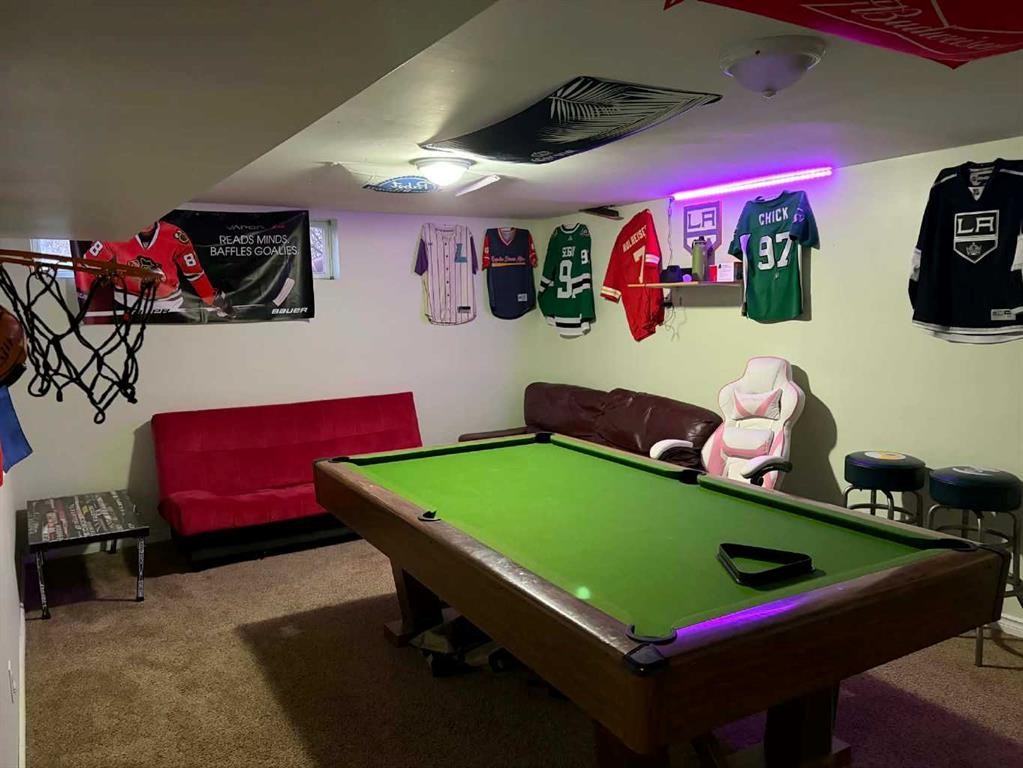 1216 23 Street North, Lethbridge, AB