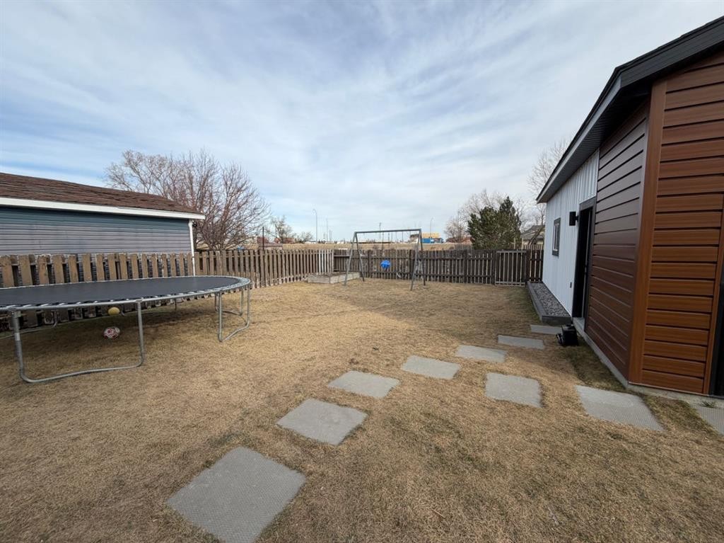 2106 7 Ave, Fort Macleod, AB - Outdoor