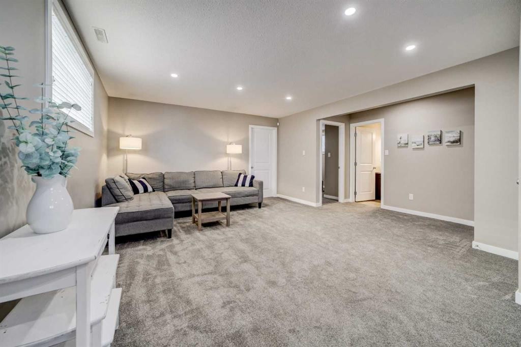 1961 Parkside Way, Coaldale, AB - Indoor