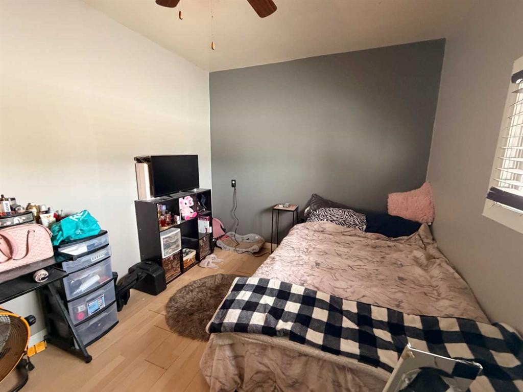 6119 53 Street, Taber, AB - Indoor Photo Showing Bedroom