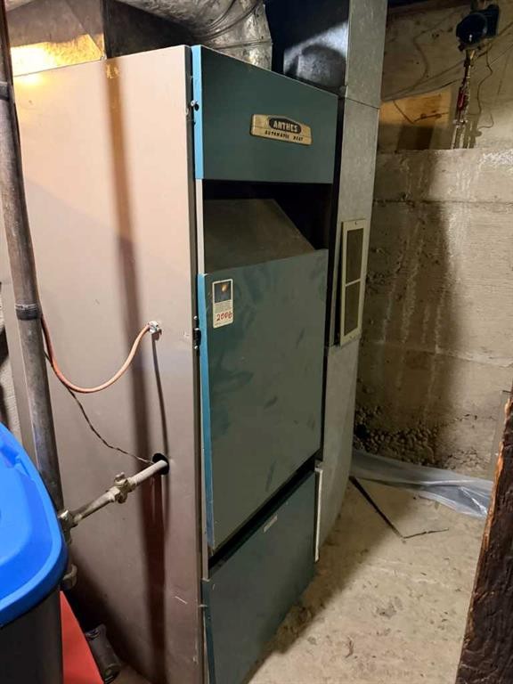 6119 53 Street, Taber, AB - Indoor Photo Showing Basement