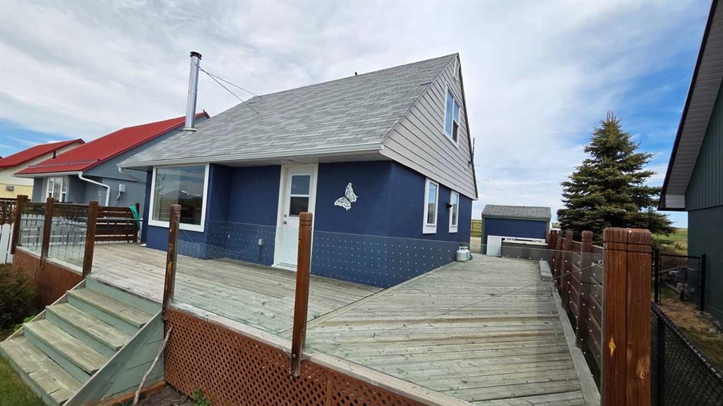 11 Mountain Vista Drive, Hill Spring, AB - Outdoor With Exterior