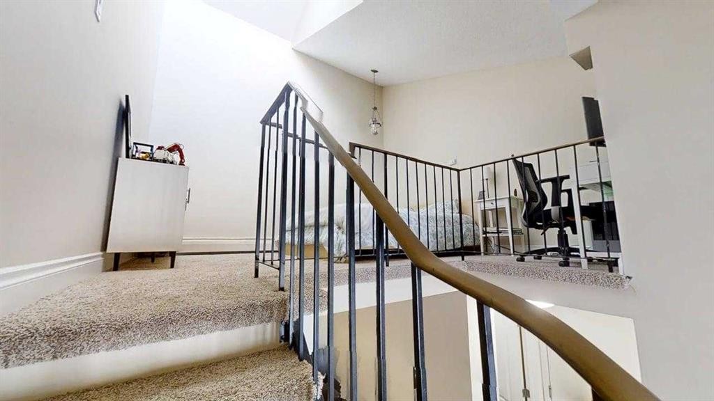 302-4210 20 Avenue South, Lethbridge, AB - Indoor Photo Showing Other Room