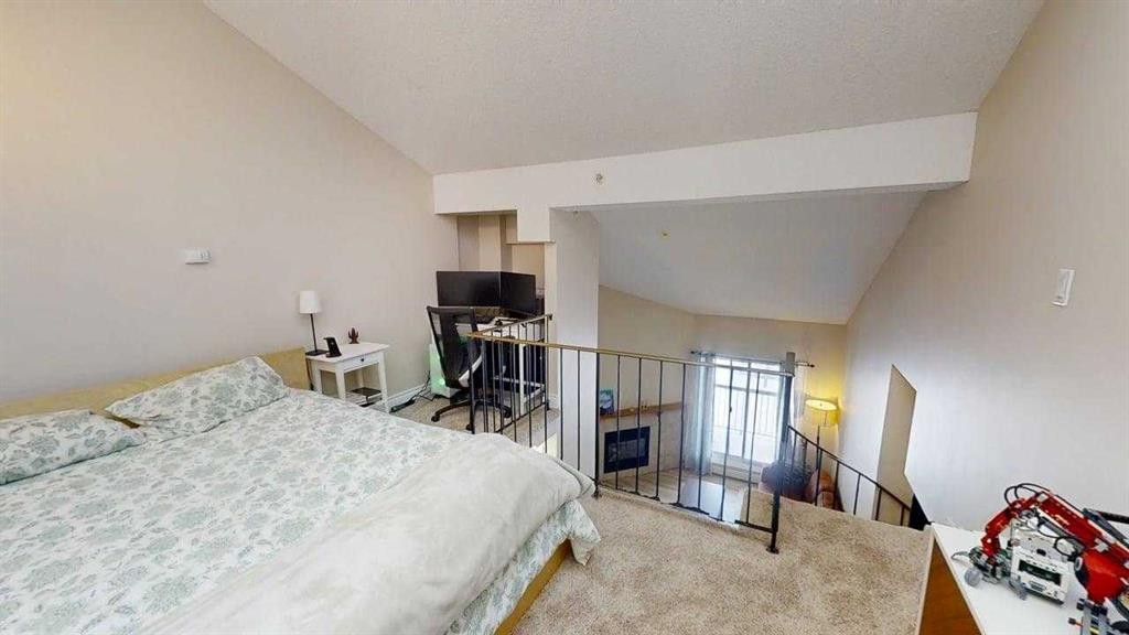 302-4210 20 Avenue South, Lethbridge, AB - Indoor Photo Showing Bedroom