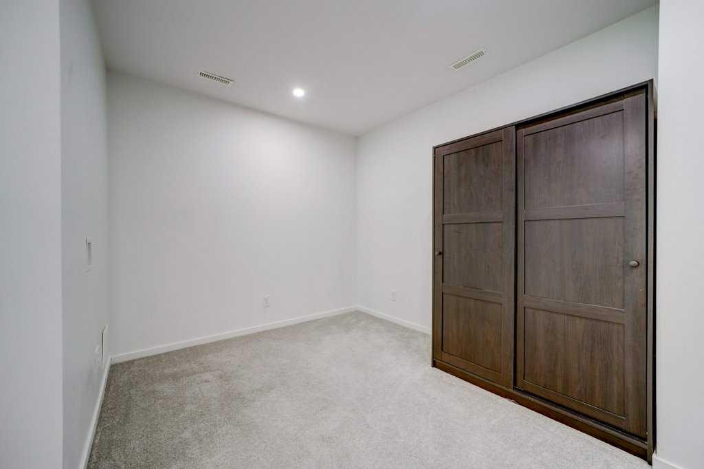 2-458 Highlands Boulevard West, Lethbridge, AB - Indoor Photo Showing Other Room