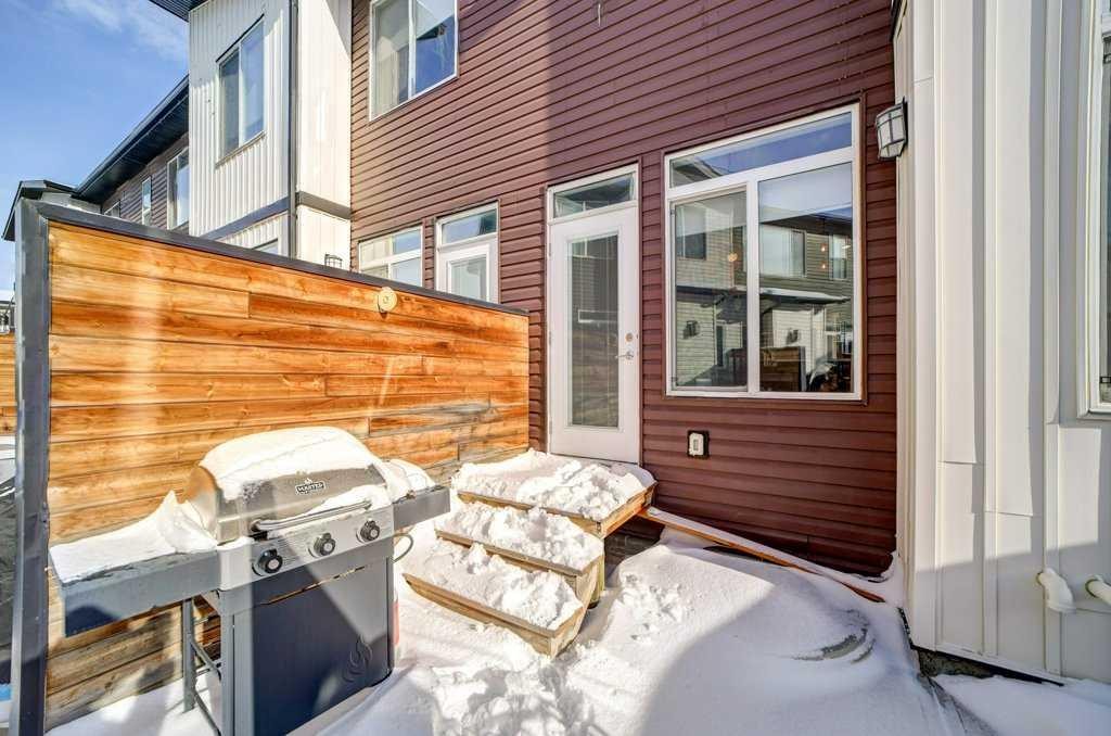 2-458 Highlands Boulevard West, Lethbridge, AB - Outdoor With Exterior