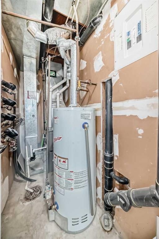 33 Meadowlark Boulevard North, Lethbridge, AB - Indoor Photo Showing Basement