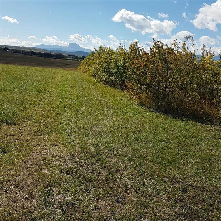 340 4Th Street North, Mountain View, AB