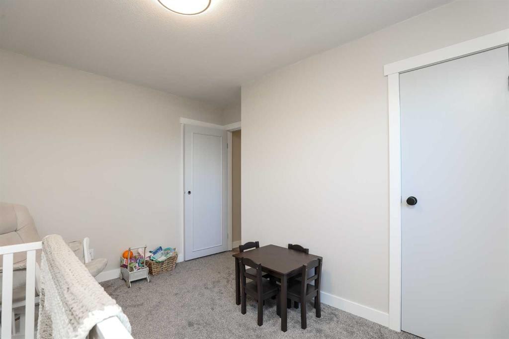 4803 59 Avenue, Taber, AB - Indoor